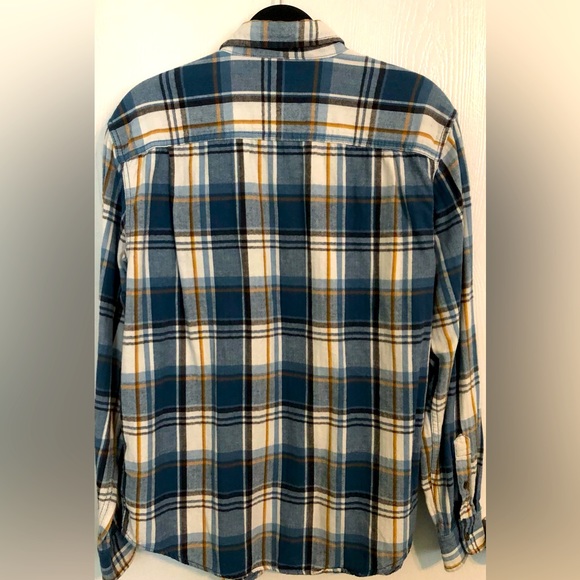 George Medium flannel button down. - Picture 2 of 3